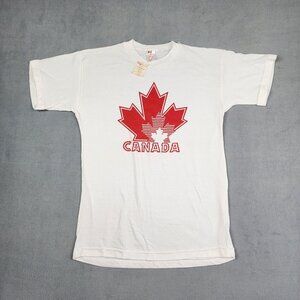 Vintage DNS Canada T-Shirt Men's Large White Duty Free Shoppe NWT Tourist
